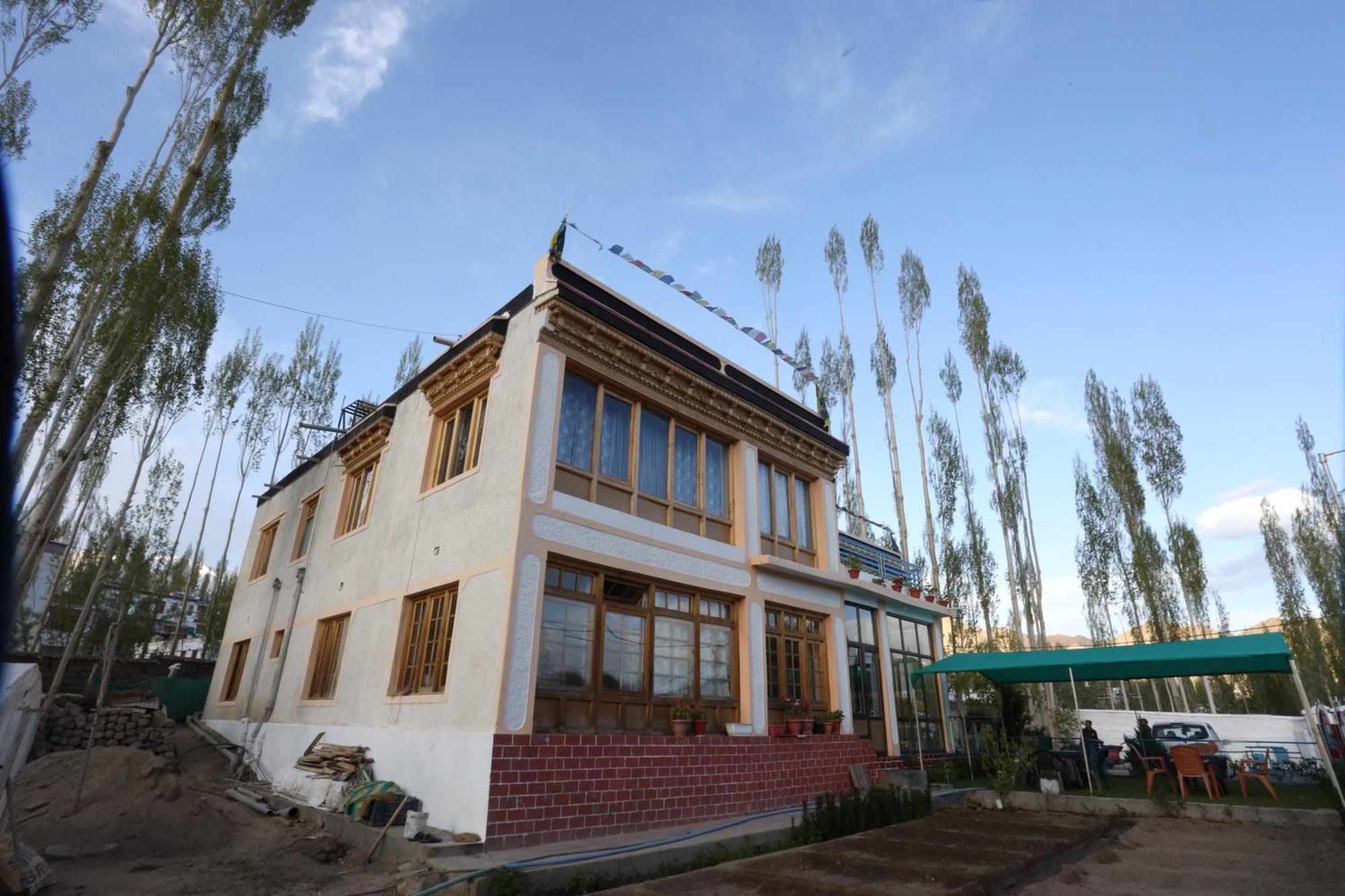 Odbar Guest House Best Guest House At Leh Ladakh Bagian luar foto