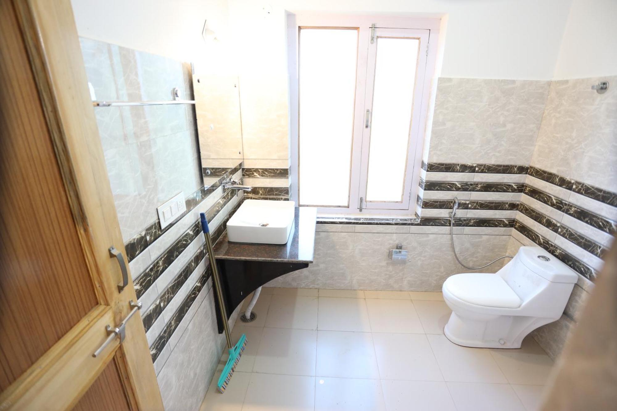 Odbar Guest House Best Guest House At Leh Ladakh Bagian luar foto