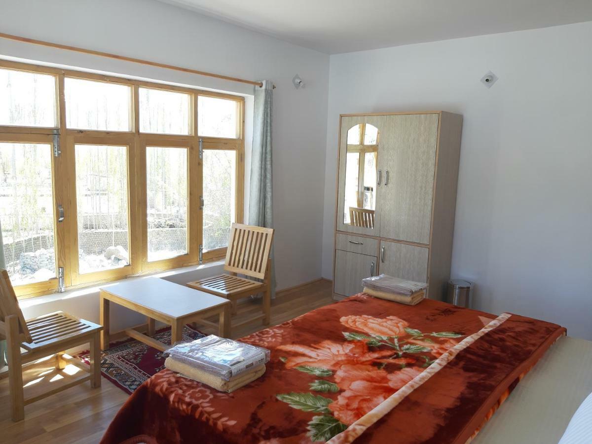 Odbar Guest House Best Guest House At Leh Ladakh Bagian luar foto